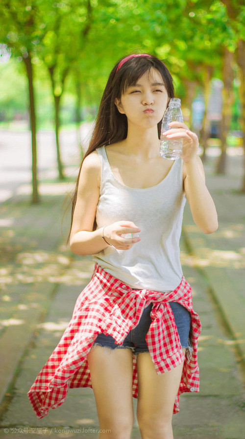 意甲联赛直播评论多语言化对国际覆盖效果观察，意甲频道