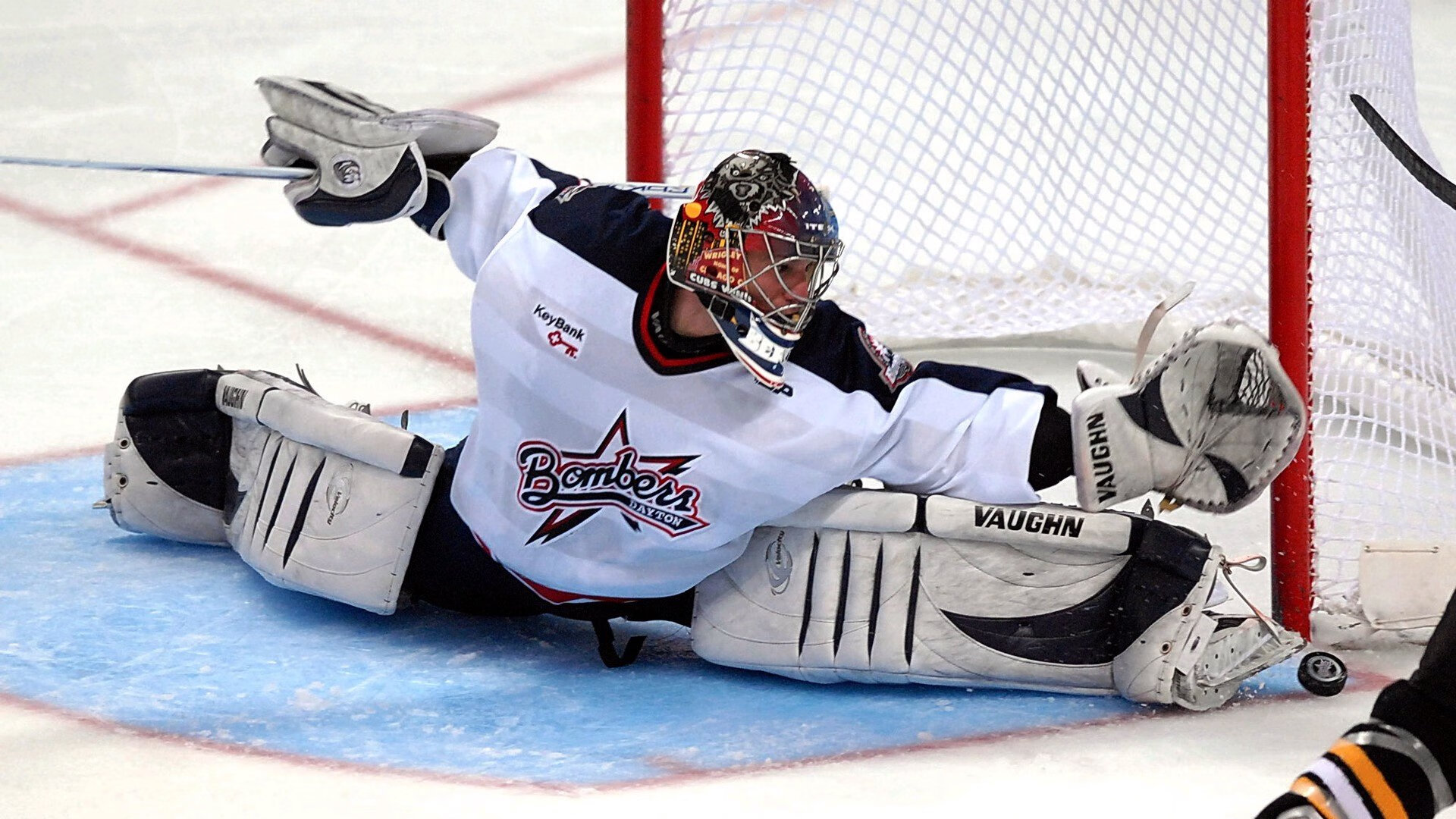 开云平台-_魔术队球员配合默契，战胜强敌_，魔术队队史最佳阵容