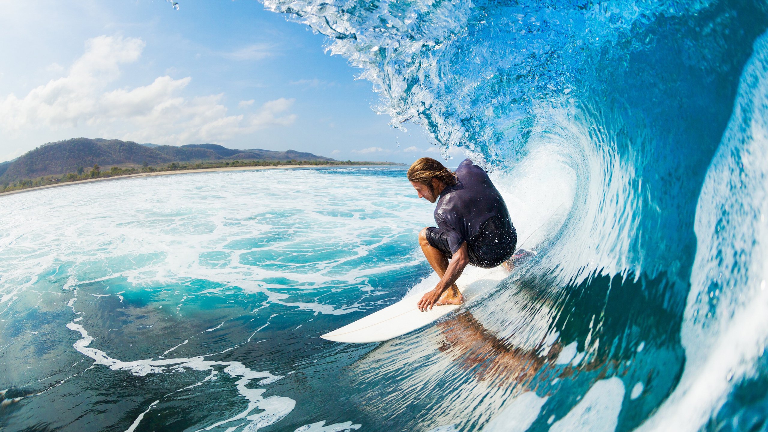 开云体育下载网址-水上儿童欢乐漂流，快乐运动的童趣时光，水上儿童船